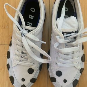 BRAND NEW Obra Sneakers
